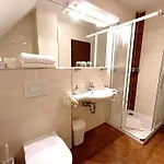 Гостевой дом Gaestehaus Ferk - Fruehstueckspension, Бад-Радкерсбург