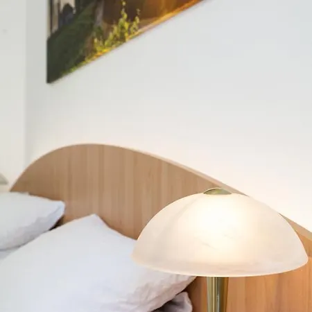 بيت ضيافة Gaestehaus Ferk - Fruehstueckspension,