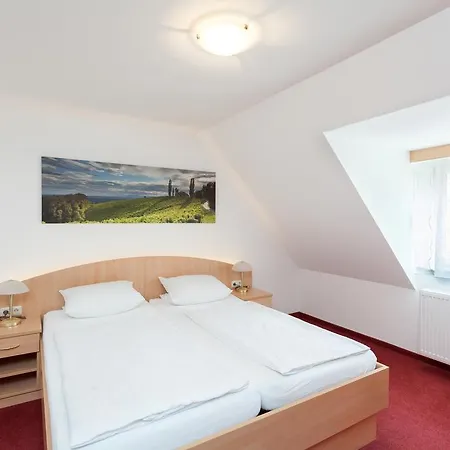 Gaestehaus Ferk - Fruehstueckspension, Gasthuis 4*