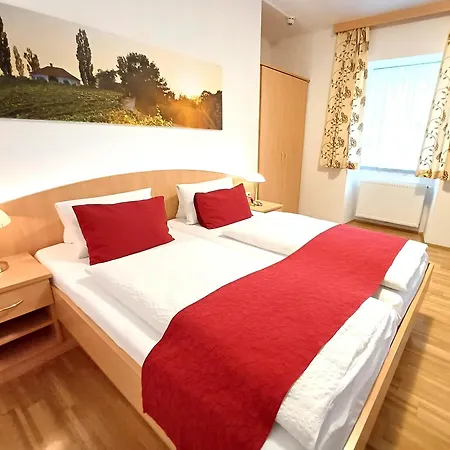 Gaestehaus Ferk - Fruehstueckspension, 招待所