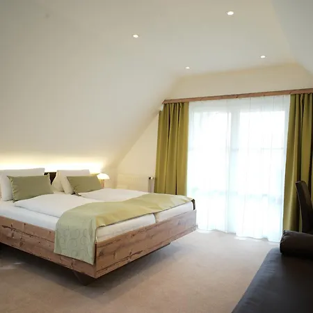 Gasthuis Gaestehaus Ferk - Fruehstueckspension,