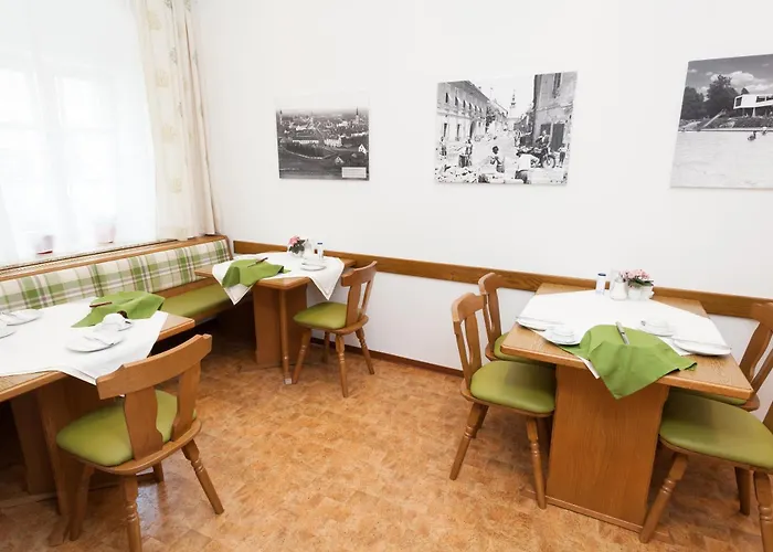 Gaestehaus Ferk - Fruehstueckspension, 4*