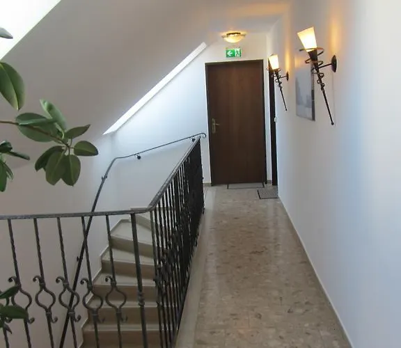 Vendégház Gaestehaus Ferk - Fruehstueckspension, 4*