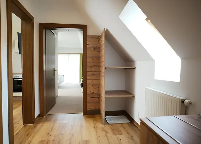 Affittacamere Gaestehaus Ferk - Fruehstueckspension, 4*